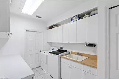 126 Nicholas Pkwy W, Cape Coral, FL 33991 - Photo 38