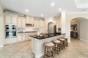 2768 Tiburon Blvd E, Naples, FL 34109 - Photo 6