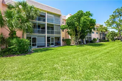 225 Turtle Lake Ct #106, Naples, FL 34105 - Photo 10