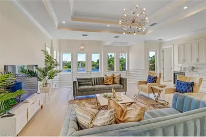 2875 Coco Lakes Dr, Naples, FL 34105 - Photo 14