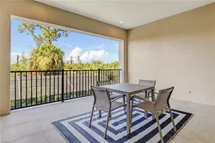 2875 Coco Lakes Dr, Naples, FL 34105 - Photo 20