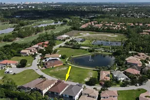 2875 Coco Lakes Dr, Naples, FL 34105 - Photo 26