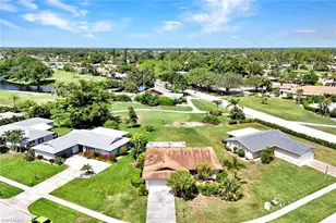 4305 Beechwood Lake Dr, Naples, FL 34112 - Photo 2