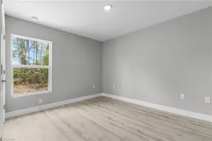 337 Woodburn Dr, Lehigh Acres, FL 33972 - Photo 18