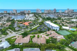 571 Park Shore Dr, Naples, FL 34103 - Photo 38