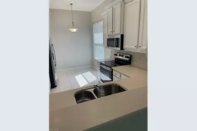 10427 Carolina Willow Dr, Fort Myers, FL 33913 - Photo 6