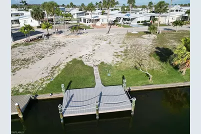 17630 Peppard Dr, Fort Myers Beach, FL 33931 - Photo 6