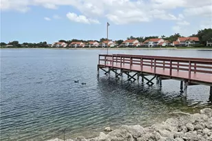 605 Squire Cir, Naples, FL 34104 - Photo 38