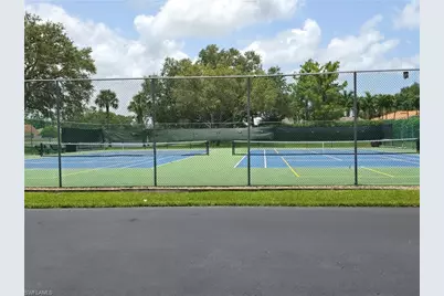 605 Squire Cir #203, Naples, FL 34104 - Photo 34