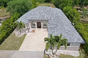 3120 68th St SW, Naples, FL 34105 - Photo 2