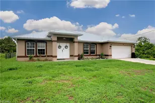 866 Carbon St E, Lehigh Acres, FL 33974 - Photo 1