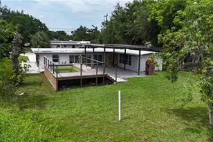 93 E Mariana Ave, North Fort Myers, FL 33917 - Photo 38