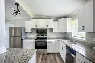 93 E Mariana Ave, North Fort Myers, FL 33917 - Photo 12