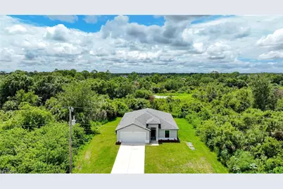 374 Pennfield St, Lehigh Acres, FL 33974 - Photo 22