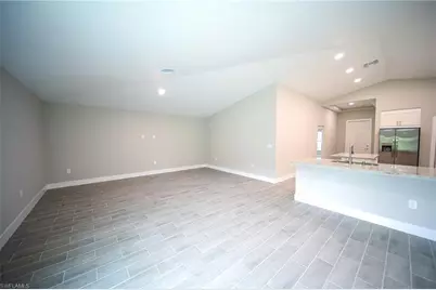 374 Pennfield St, Lehigh Acres, FL 33974 - Photo 6