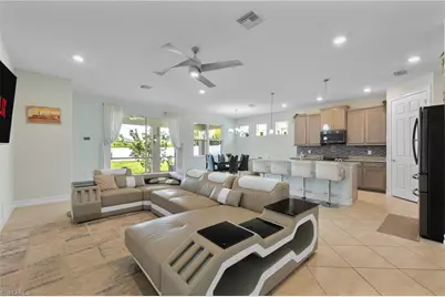 3289 Baravaldo Cir, Cape Coral, FL 33909 - Photo 4