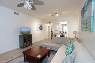 757 Wiggins Lake Dr, Naples, FL 34110 - Photo 6