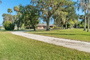 639 Rope Bend Dr, Labelle, FL 33935 - Photo 12