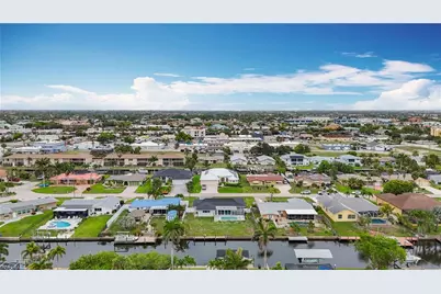 1428 Vendome Ct, Cape Coral, FL 33904 - Photo 36