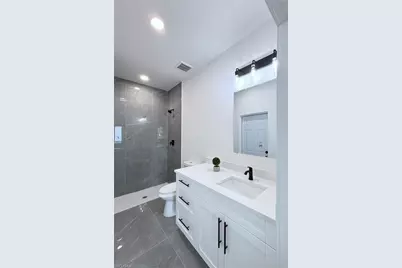 842 Giorgio Ave S, Lehigh Acres, FL 33974 - Photo 12