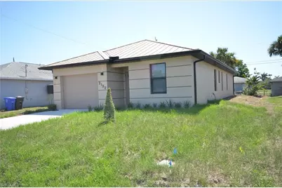 2132 Barker Blvd, Fort Myers, FL 33916 - Photo 2