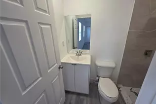 2248 Marina Park Dr, Fort Myers, FL 33905 - Photo 8