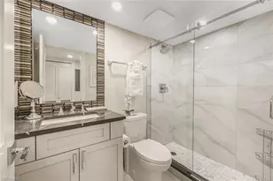 10562 Gulf Shore Dr, Naples, FL 34108 - Photo 14