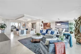 275 Indies Way, Naples, FL 34110 - Photo 4