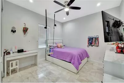 140 37th Ave NW, Naples, FL 34120 - Photo 18