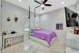 140 37th Ave NW, Naples, FL 34120 - Photo 18