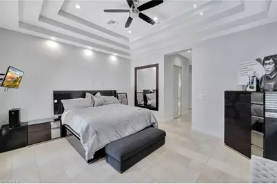 140 37th Ave NW, Naples, FL 34120 - Photo 14