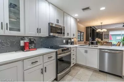 8055 Sorrento Ln, Naples, FL 34114 - Photo 18