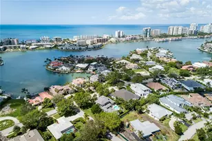 3170 Crayton Rd, Naples, FL 34103 - Photo 44
