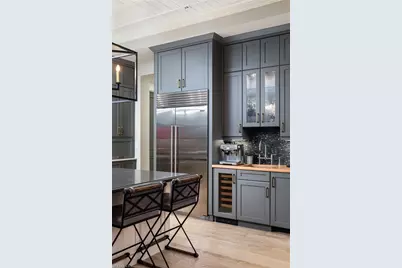 3170 Crayton Rd, Naples, FL 34103 - Photo 12