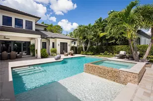 3170 Crayton Rd, Naples, FL 34103 - Photo 24