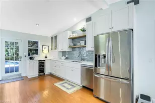 739 7th Ave N, Naples, FL 34102 - Photo 10