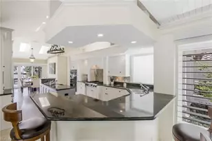 655 Galleon Dr, Naples, FL 34102 - Photo 14