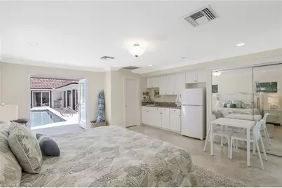 655 Galleon Dr, Naples, FL 34102 - Photo 22