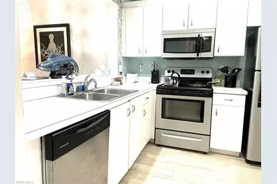 1044 Woodshire Ln #B102, Naples, FL 34105 - Photo 4