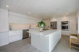1100 8th Ave S, Naples, FL 34102 - Photo 12