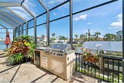 431 Palm Ct, Naples, FL 34108 - Photo 38