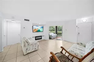 108 Santa Clara Dr, Naples, FL 34104 - Photo 14