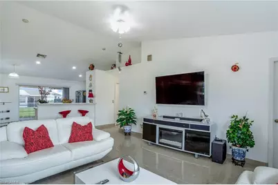 1228 NW 14th Pl, Cape Coral, FL 33993 - Photo 14