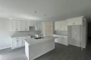 658 Ivanhoe Ave S, Lehigh Acres, FL 33974 - Photo 6