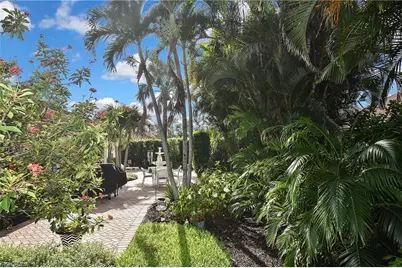 9819 Ensign Ct, Fort Myers, FL 33919 - Photo 36