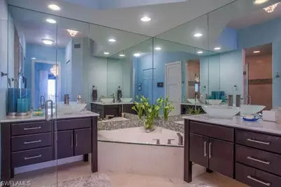 400 Flagship Dr #1207, Naples, FL 34108 - Photo 12