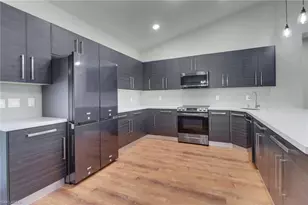 18 Tropicana Parkway W, Cape Coral, FL 33993 - Photo 6