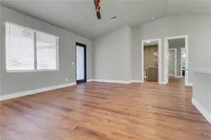 18 Tropicana Parkway W, Cape Coral, FL 33993 - Photo 12