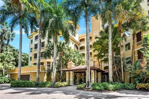 2748 Tiburon Blvd E, Naples, FL 34109 - Photo 42