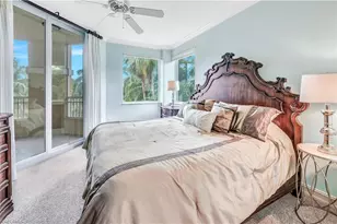 2748 Tiburon Blvd E, Naples, FL 34109 - Photo 18